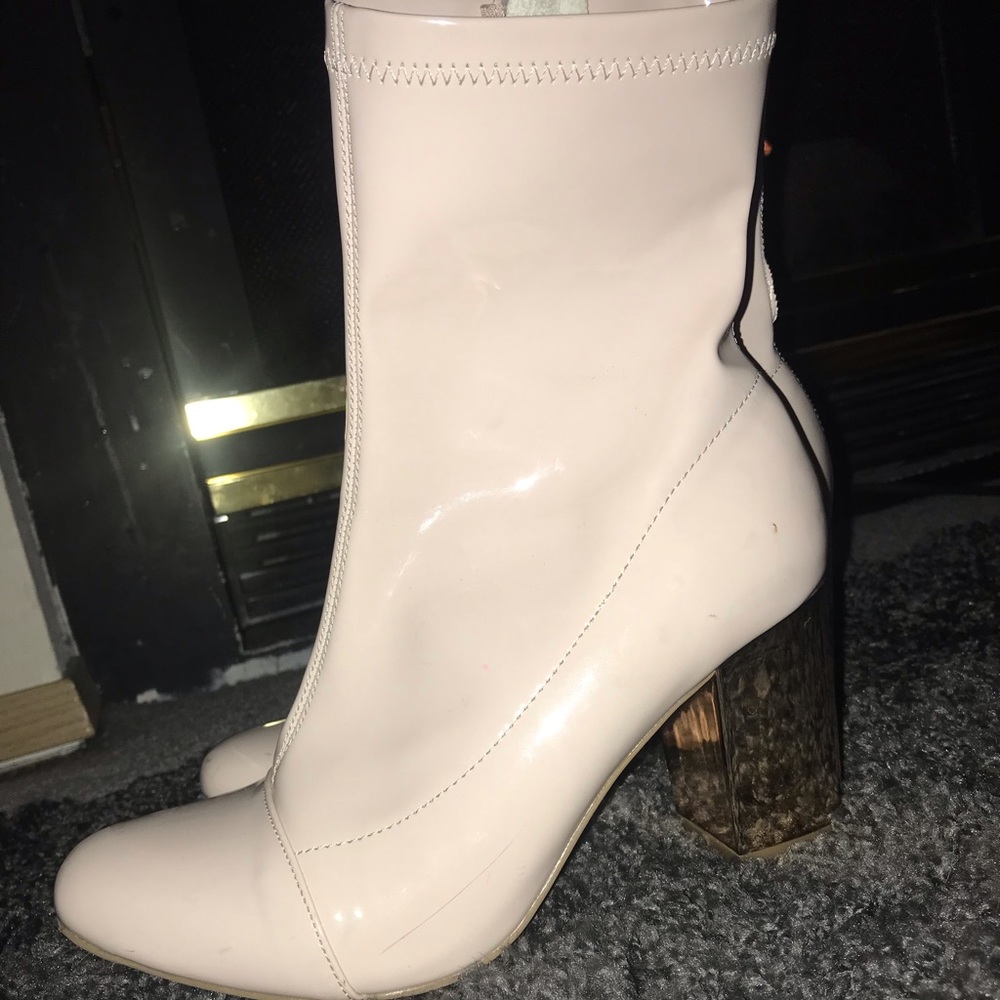 Fashion Nova Booties 8.5